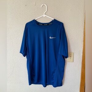 Nike Men's Blue T-Shirt